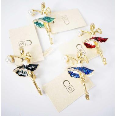 Spilla ballerina C63