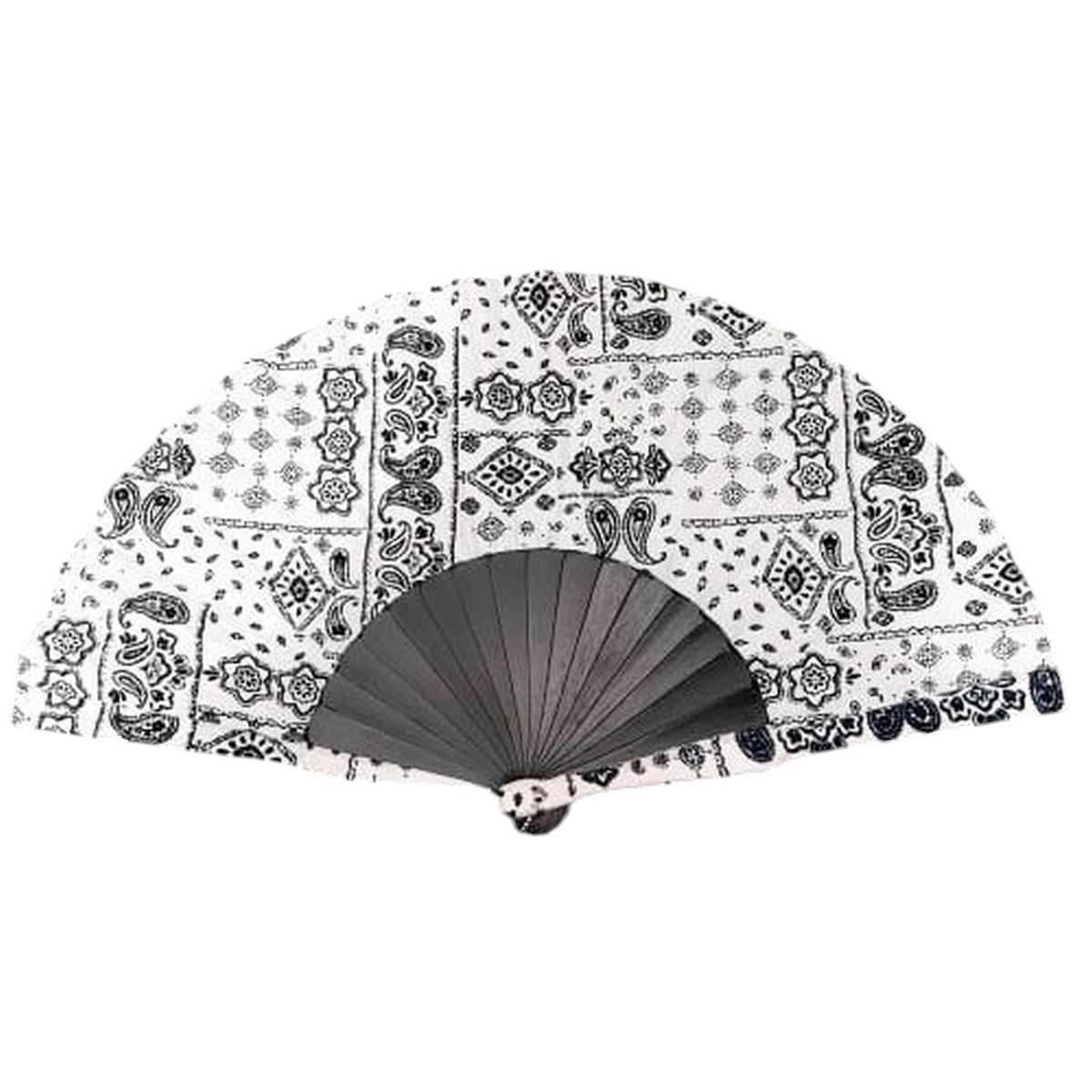 Ventaglio in seta bianco e nero stampa paisley