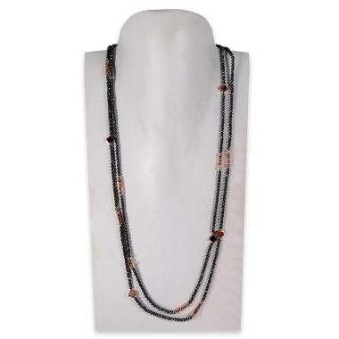 Collana montata in ematite con elementi in ematite rose' fantasia quadrifoglio