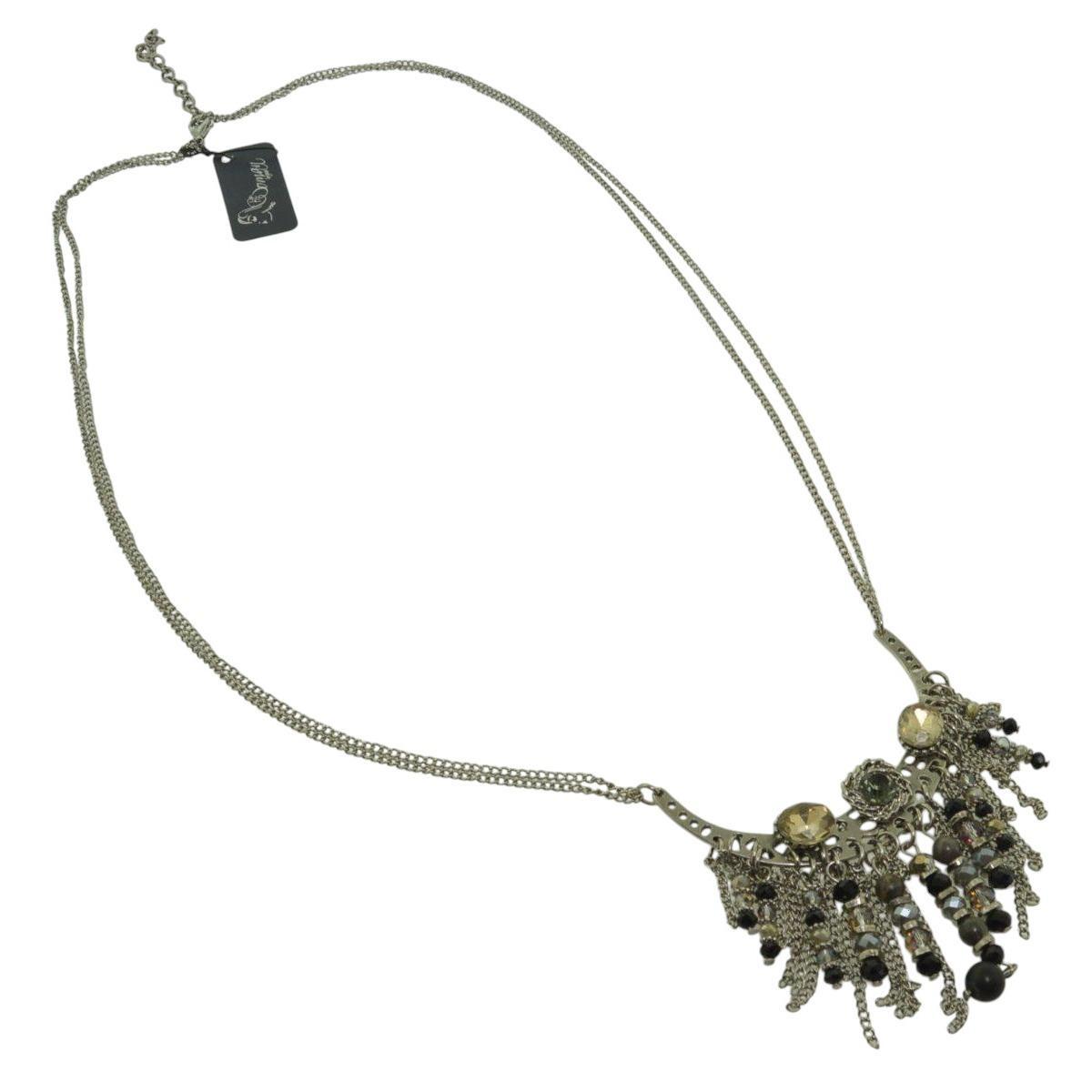 Collana con ciondolo a frange